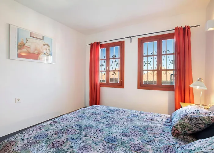 Tenerife South Apartment