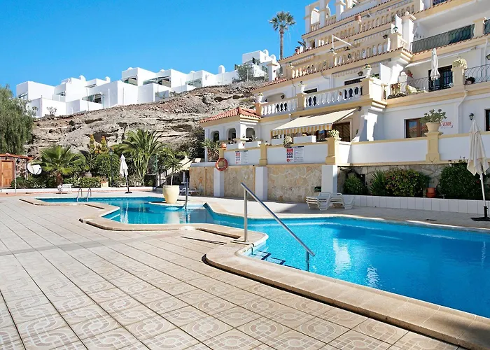 Tenerife South Apartment